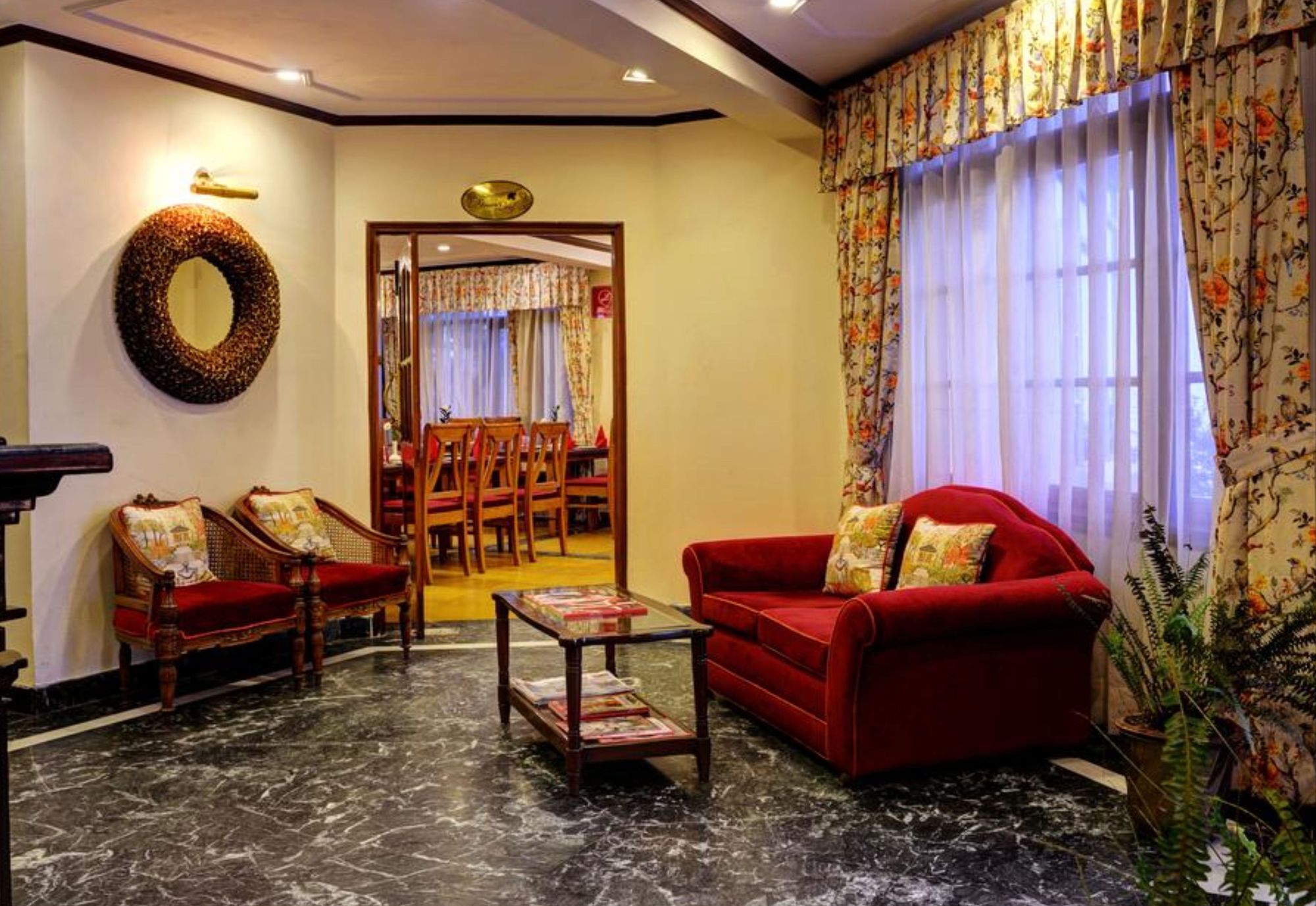 Summit Le Royale Hotel, Shimla Exterior photo