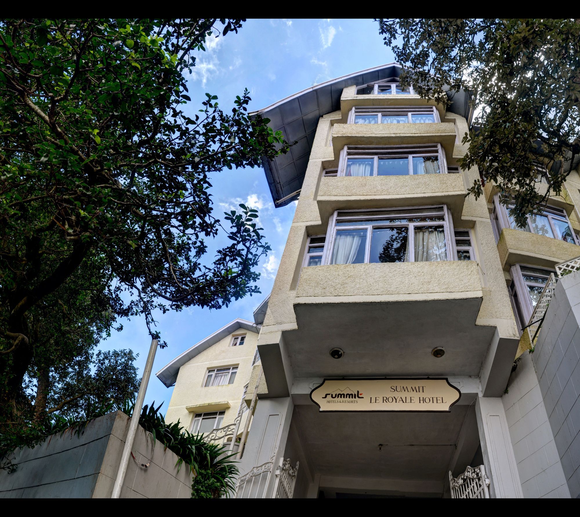 Summit Le Royale Hotel, Shimla Exterior photo